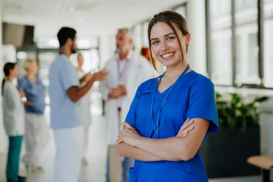 Perforación de orejas ¿Por qué confiar solo en profesionales de la salud